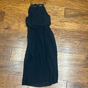 Sam Edelman Black Pleated Maxi Dress